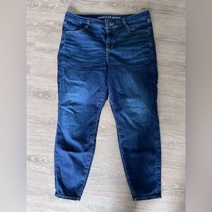 Women's American Eagle Jeans